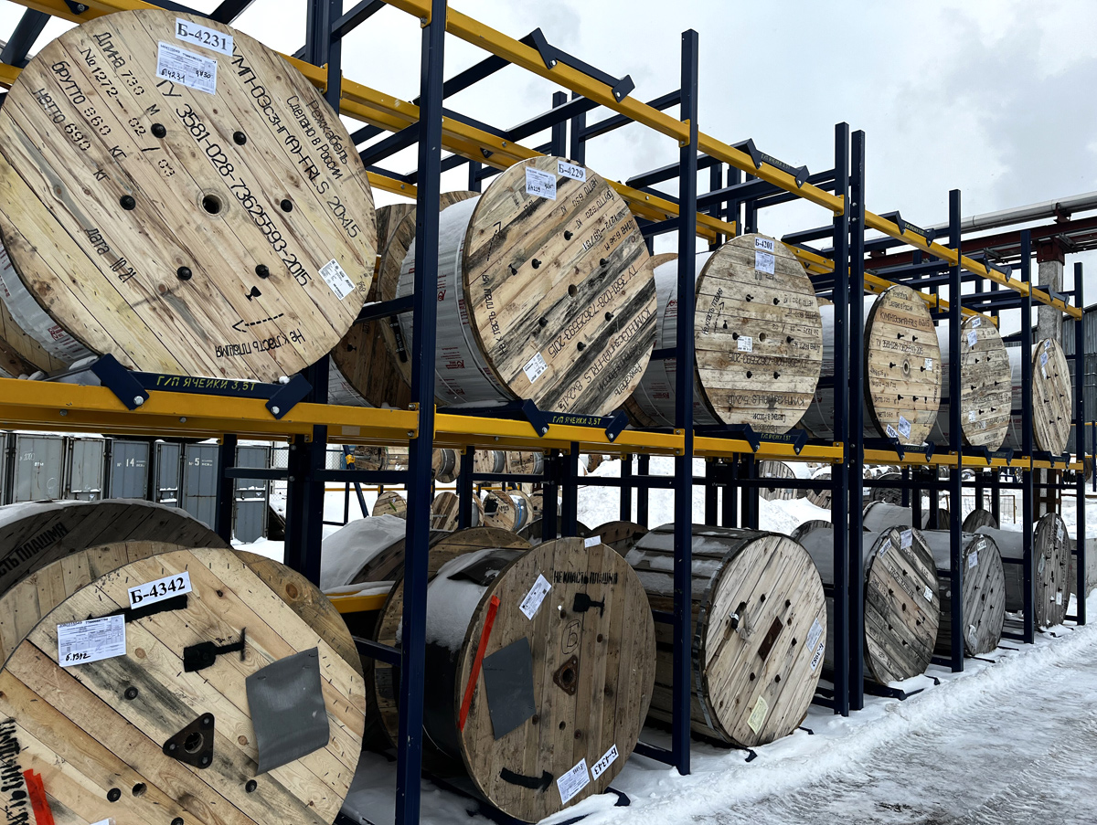 Стеллаж стоечный для хранения кабельных барабанов